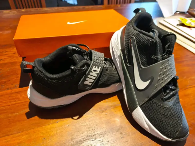 Zapatillas Nike Hustle d12 - 2