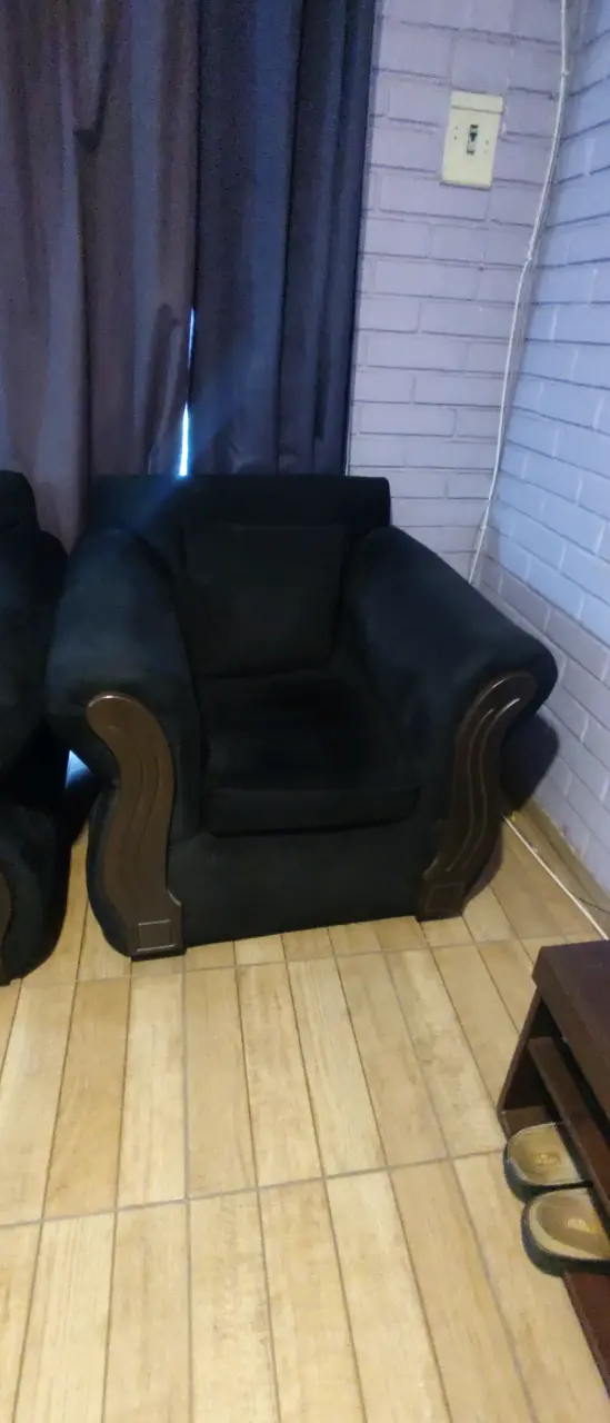 Sillones negro, dos pequeños y uno de 3 cuerpo - 5
