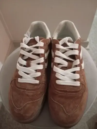 Zapatillas urbanas café talla 36 - miniatura 2