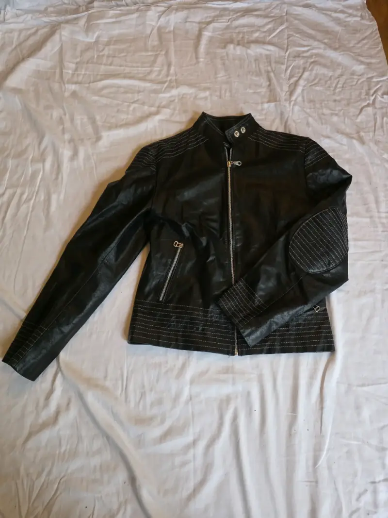 Chaqueta exclusiva de cuero negro La Isabela - 2