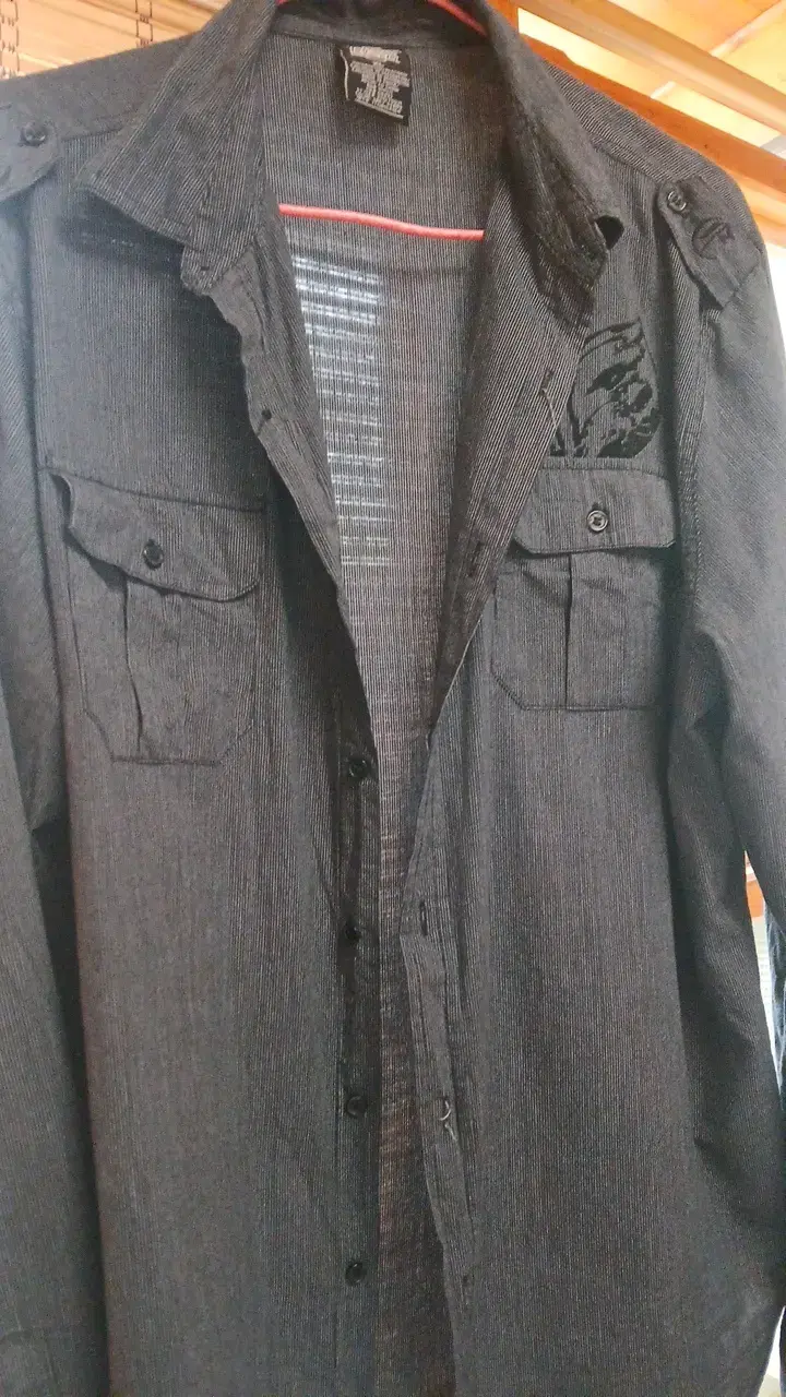 Camisa de algodón gris a rayas para hombre - 4