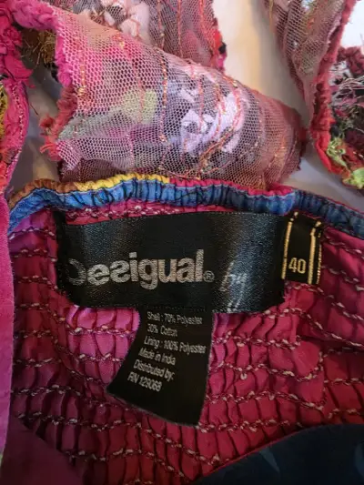 Vestido Desigual multicolor con encaje - miniatura 3