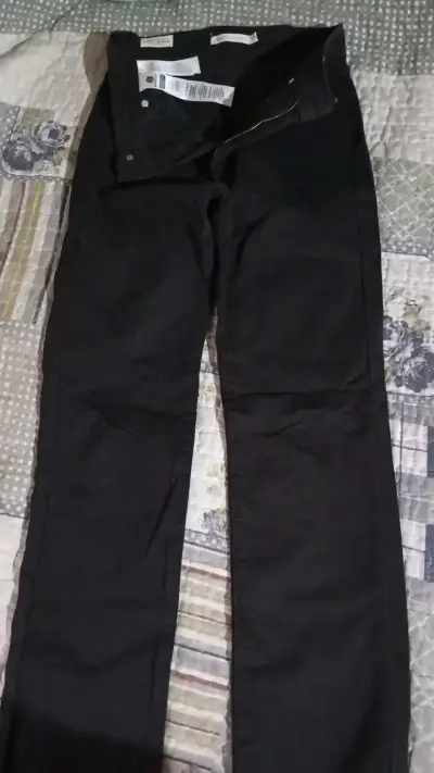 Pantalones negros de mezclilla para Mujer - miniatura 2