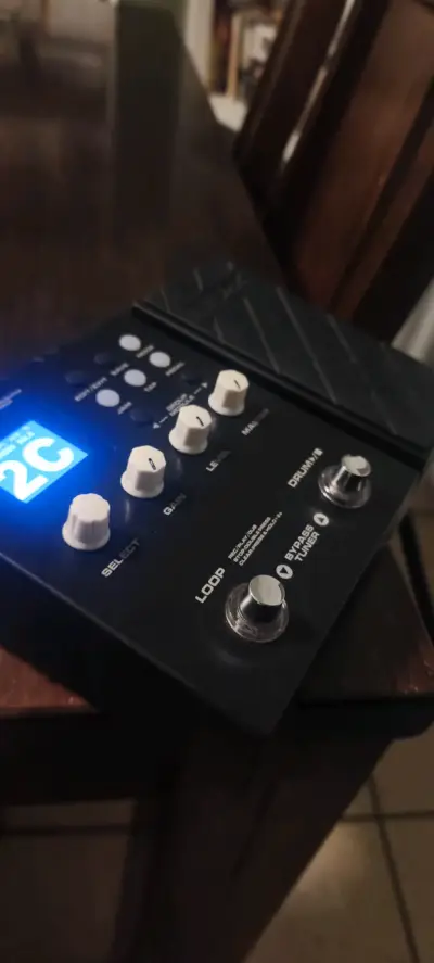 Multiefecto de Guitarra NUX MG-300 con Modelador - miniatura 4