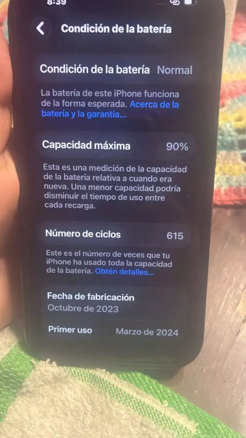 iPhone 15 Pro en buen estado - 5