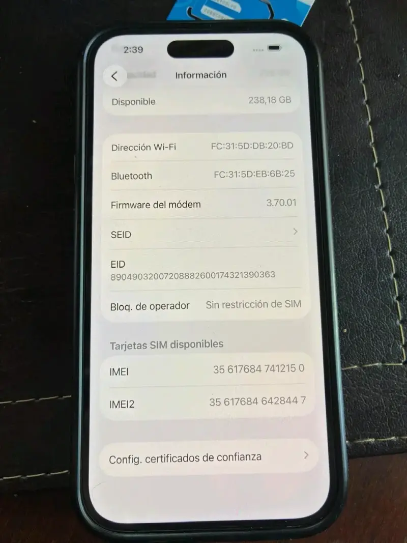 iPhone 15 Pro en buen estado - 6