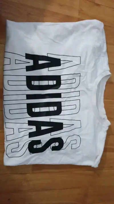 Polera Adidas blanca con logo grande - miniatura 3