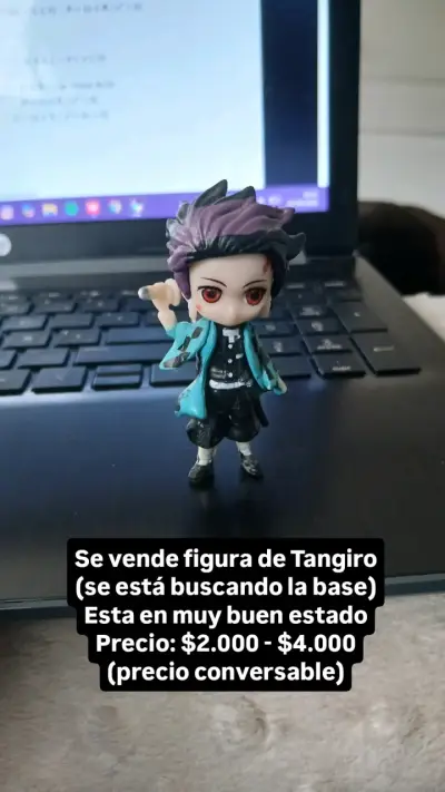 Figura de acción Tanjiro y cartas Invizimals - miniatura 1