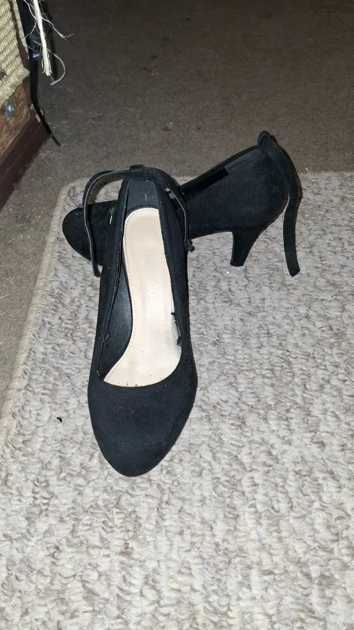 Zapatos de tacón negros elegantes para mujer - 1