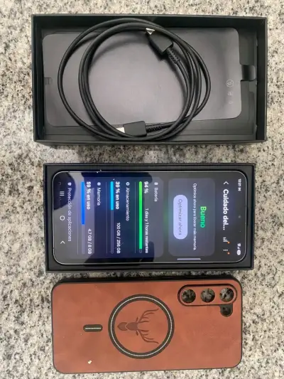Samsung Galaxy S23+ 256GB con accesorios - miniatura 5