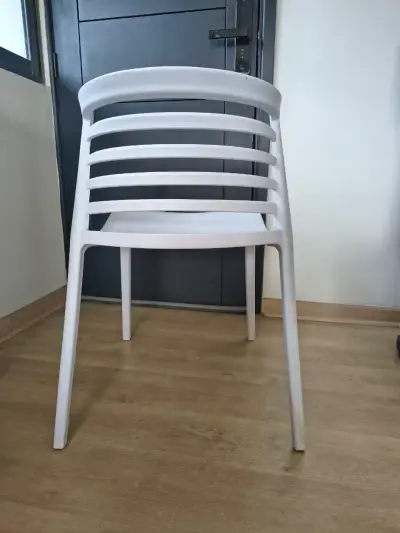 Silla de polipropileno blanca interior y exterior - miniatura 3