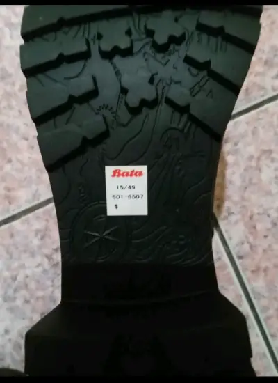 Botines negros de cuero Bata para mujer - miniatura 2