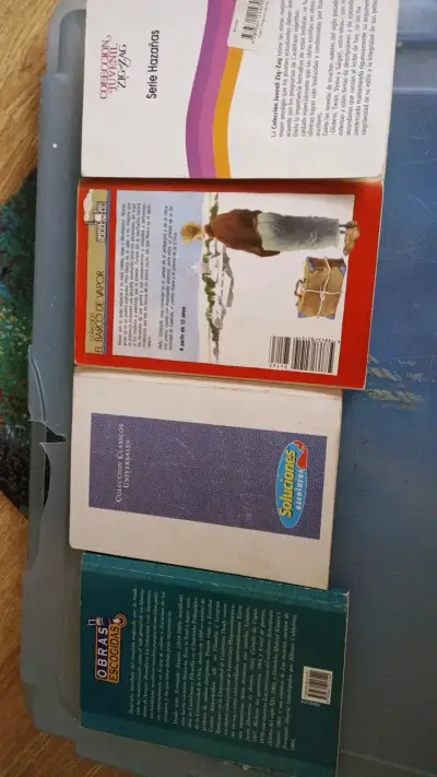 Lote de 4 libros clásicos y novelas - miniatura 2