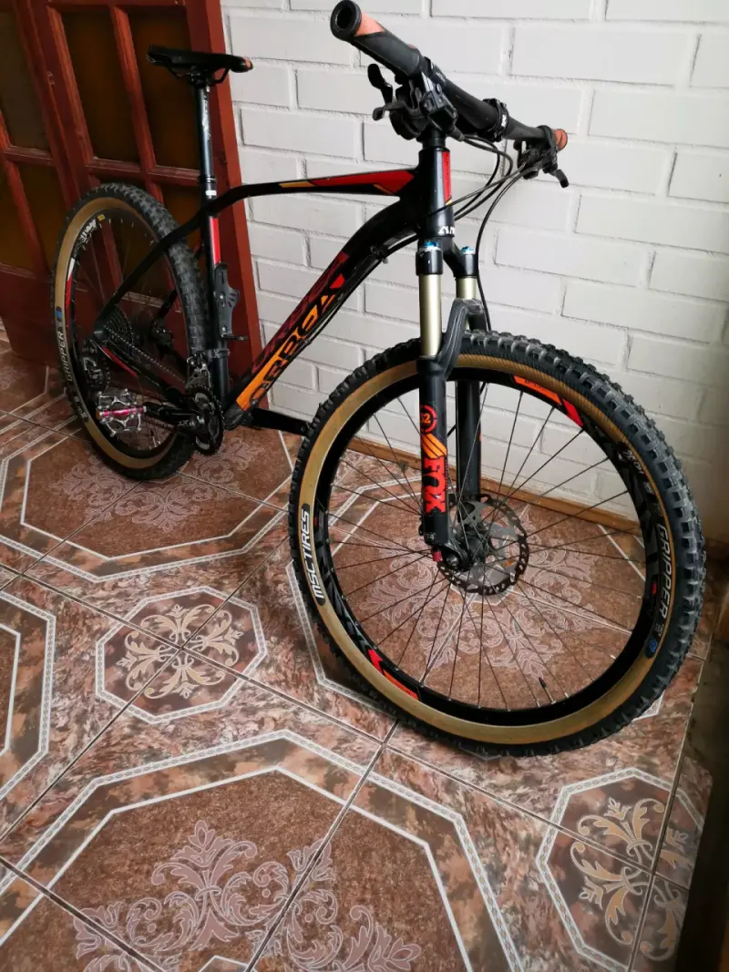 Bicicleta de montaña Orbea con suspensión Fox - 5