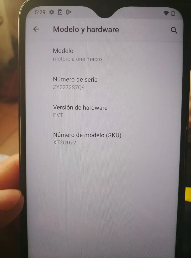 Smartphone Motorola One Macro en buen estado - 2