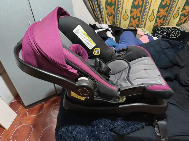 Silla de auto para bebé - 2
