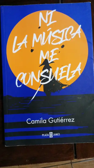 Libro 'Ni La Música Me Consuela' de Camila Gutiérrez - miniatura 1