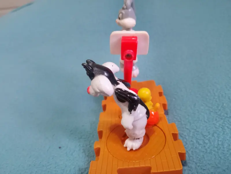 Figura de McDonald's space jam - 2