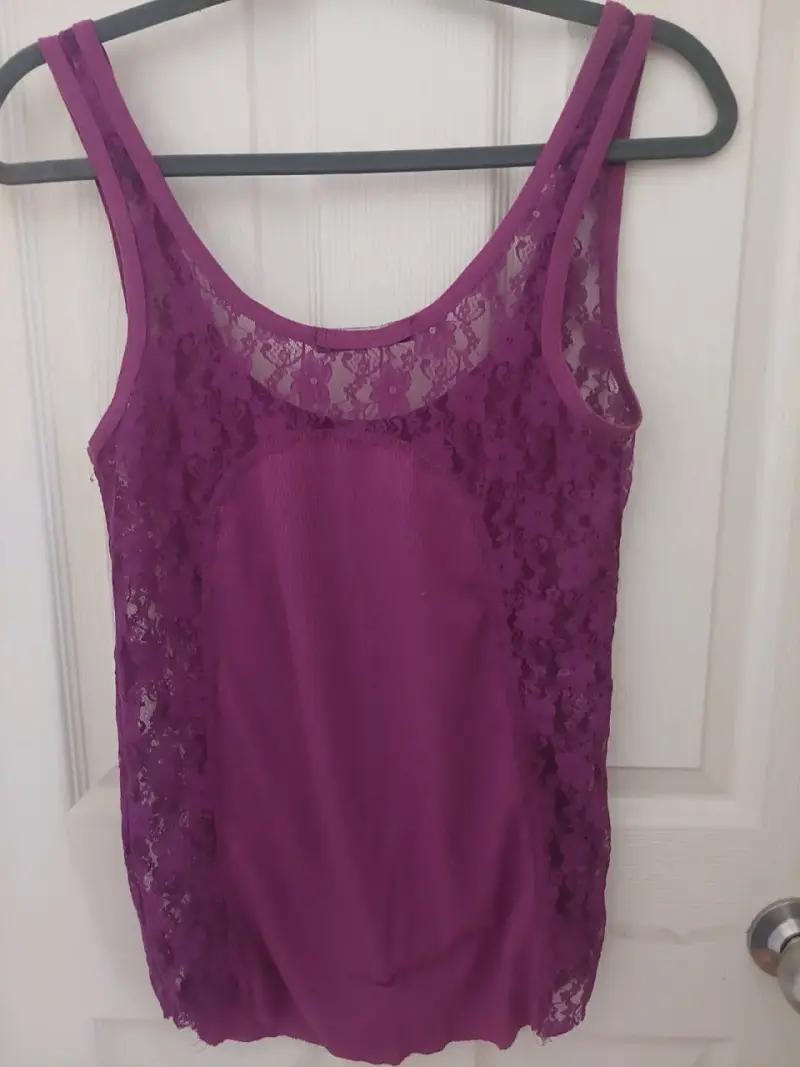 Blusa sin mangas morada con encaje Wados - 10
