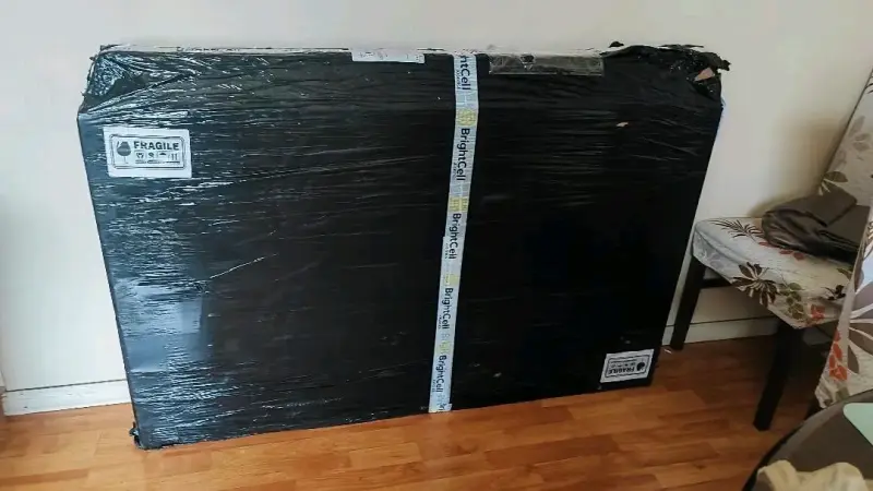 Samsung The Frame 55" QLED 4K 2025 TV nuevo - 2