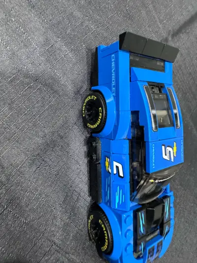 Auto de juguete Chevrolet Camaro azul lego - miniatura 2