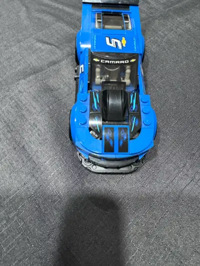 Auto de juguete Chevrolet Camaro azul lego - miniatura 3