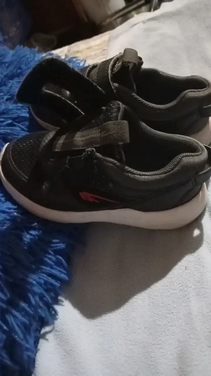 Zapatillas deportivas negras para niños - 2