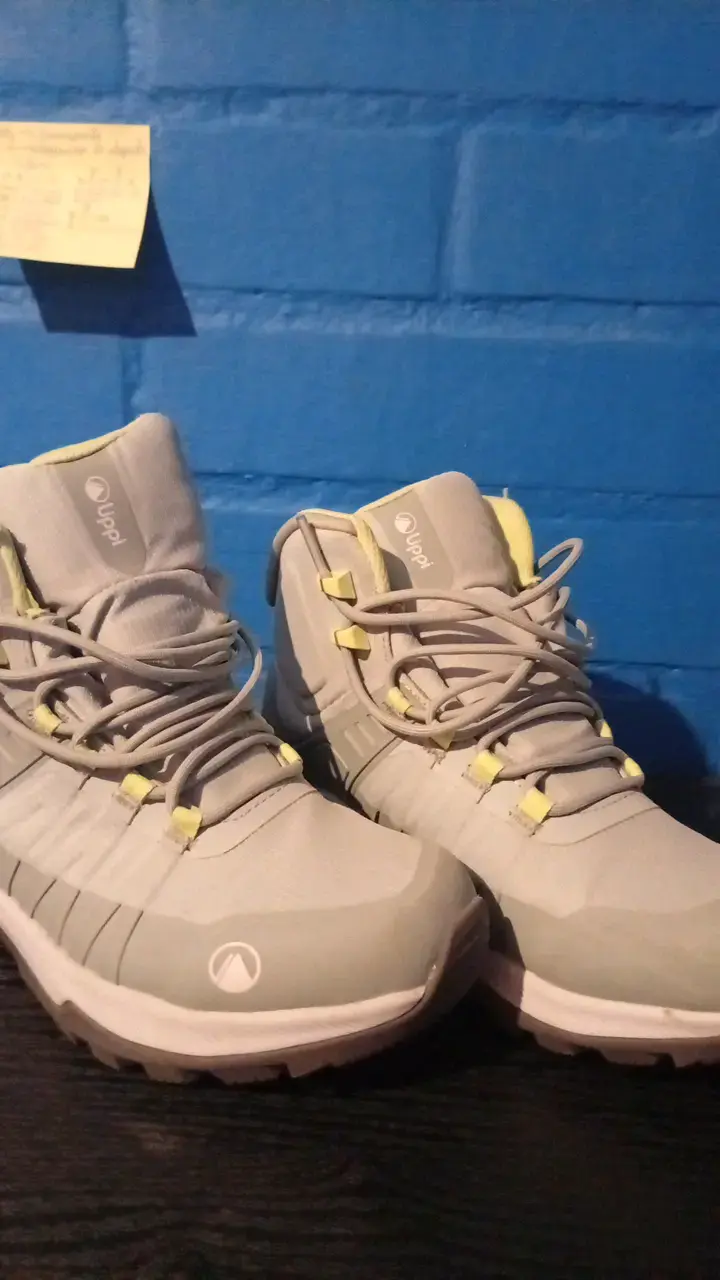 Botas de trekking Upp TALLA 35