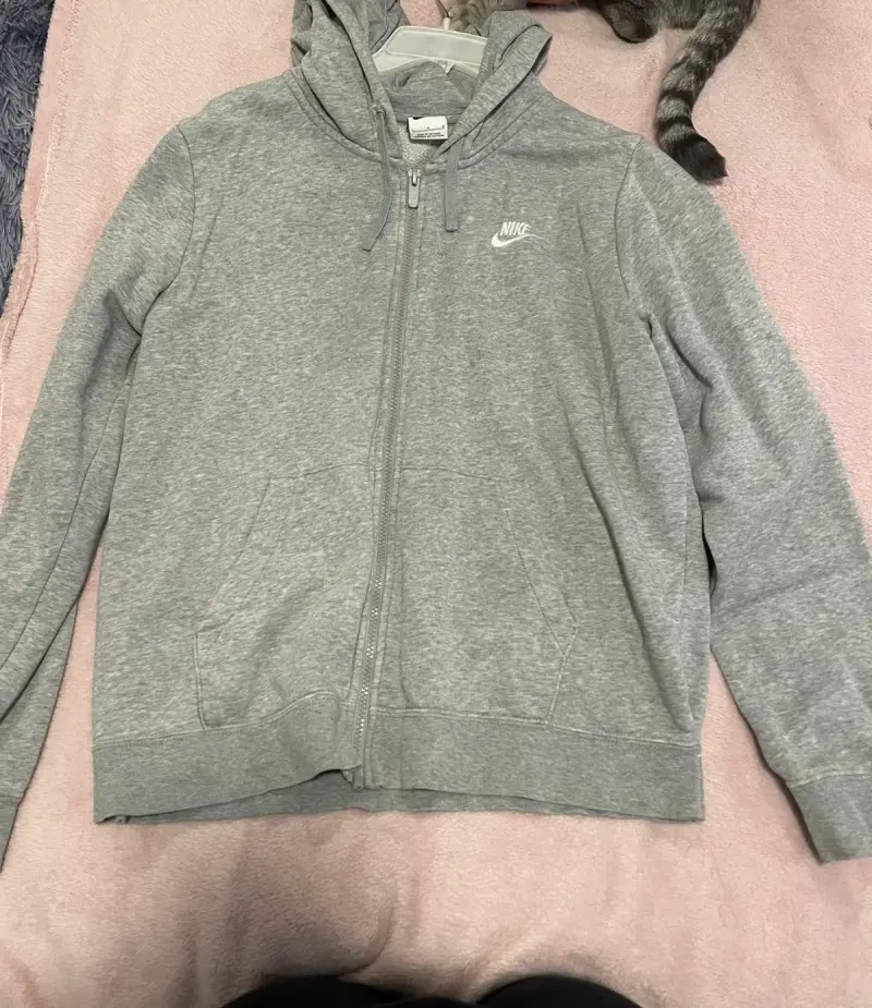 Polerón con capucha gris Nike talla L - 1