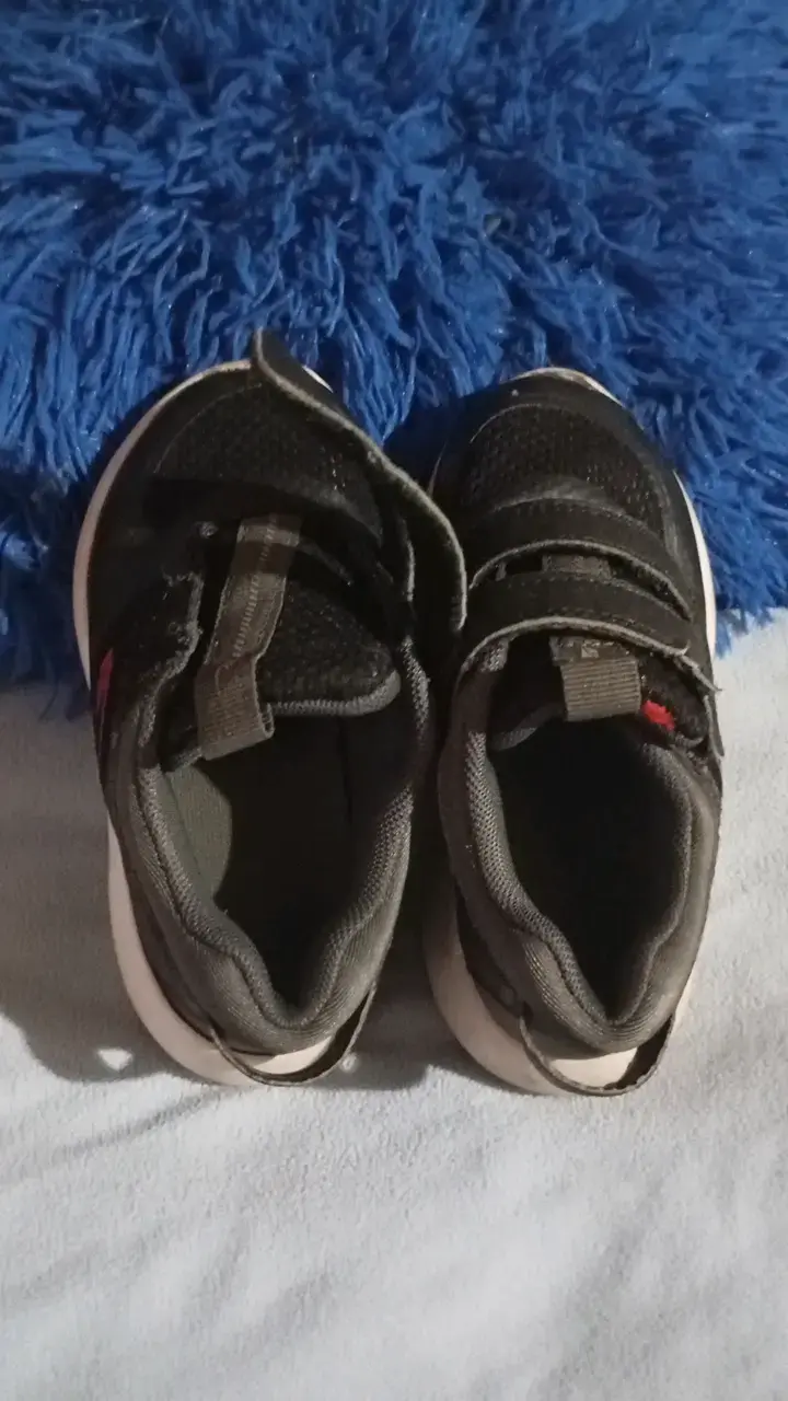 Zapatillas deportivas negras para niños - 1