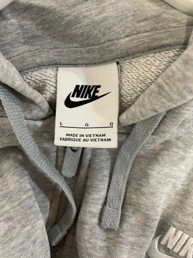 Polerón con capucha gris Nike talla L - 2