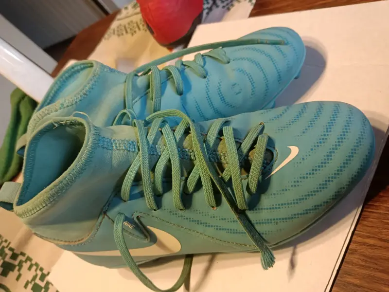 Chutiadores marca Nike número 36 - 2
