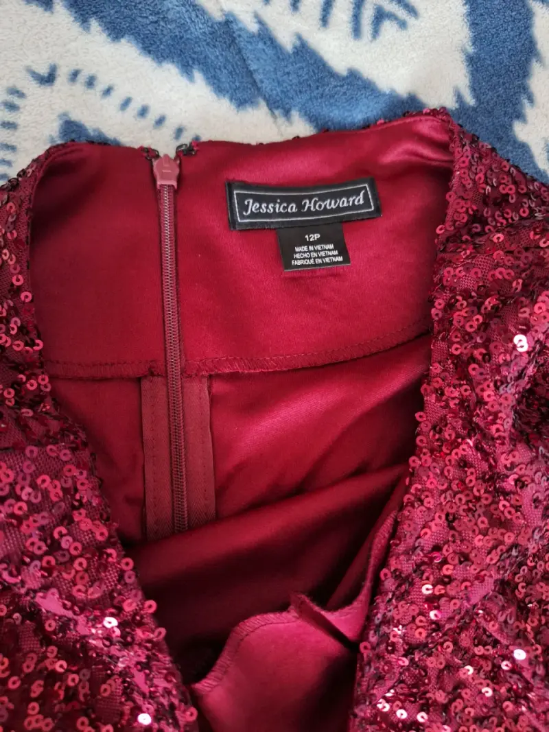 Vestido de lentejuelas burdeos Jessica Howard - 3