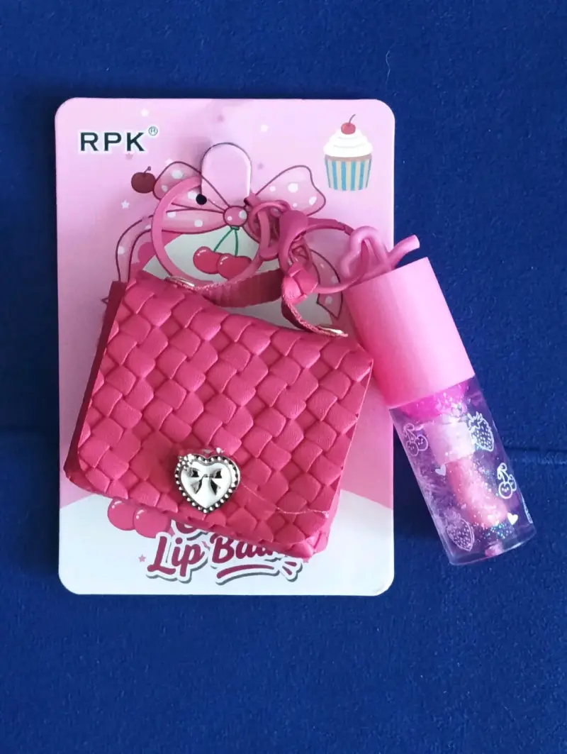 Set de bálsamo labial con estuche rosa
