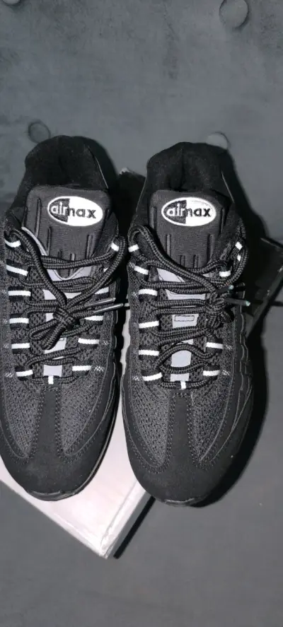 Zapatillas Nike Air Max 95 negras - miniatura 4