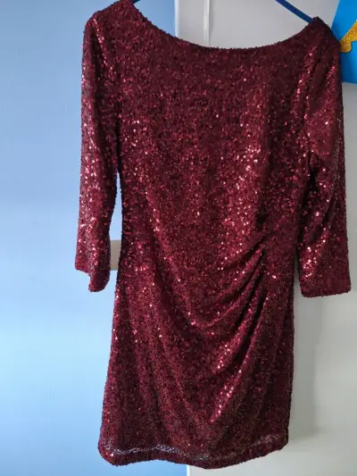 Vestido de lentejuelas burdeos Jessica Howard - miniatura 1