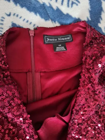 Vestido de lentejuelas burdeos Jessica Howard - miniatura 3