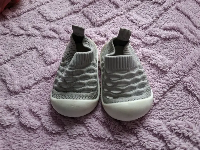 Zapatillas deportivas para niños en varios colores - 4