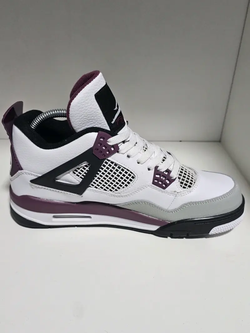 Zapatillas Jordan Retro 4 PSG. - 3