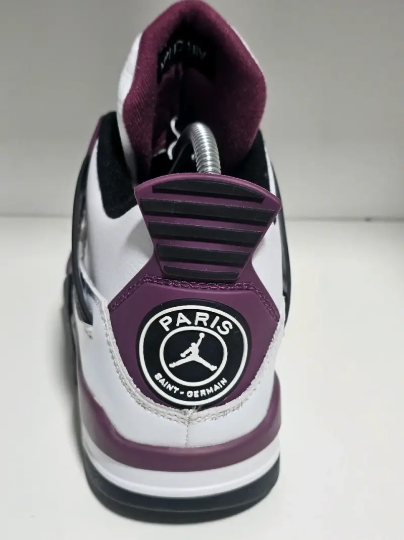 Zapatillas Jordan Retro 4 PSG. - 5