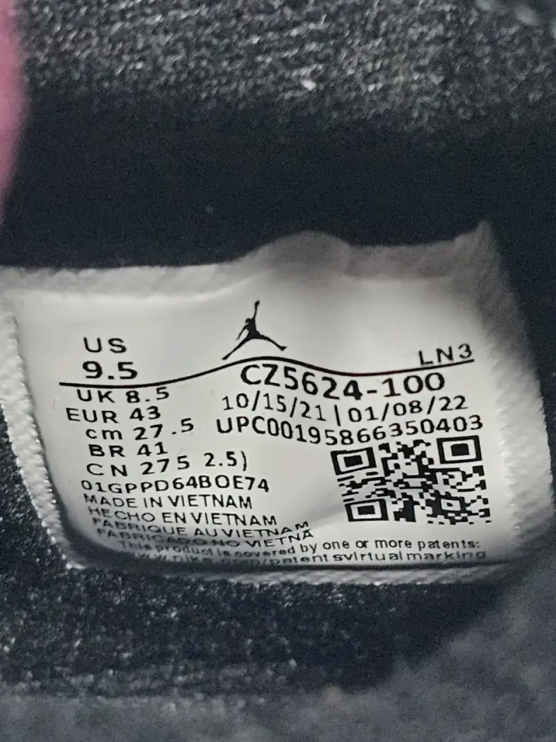 Zapatillas Jordan Retro 4 PSG. - 6