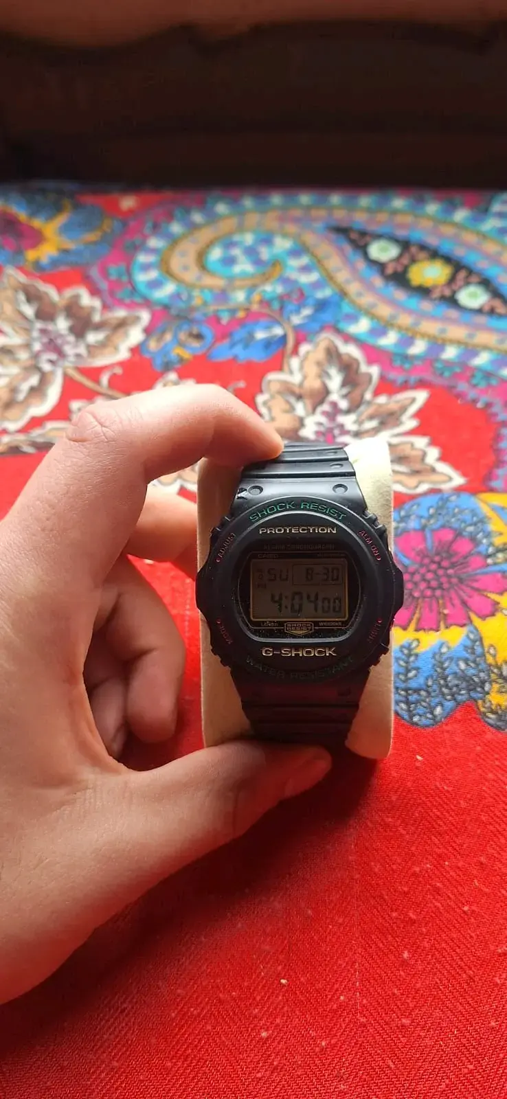 Reloj Casio G-Shock Negro Resistente - 2