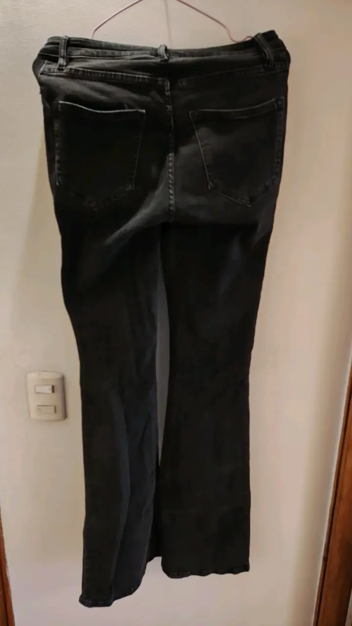 Pantalones acampanados negros talla 36 - 2