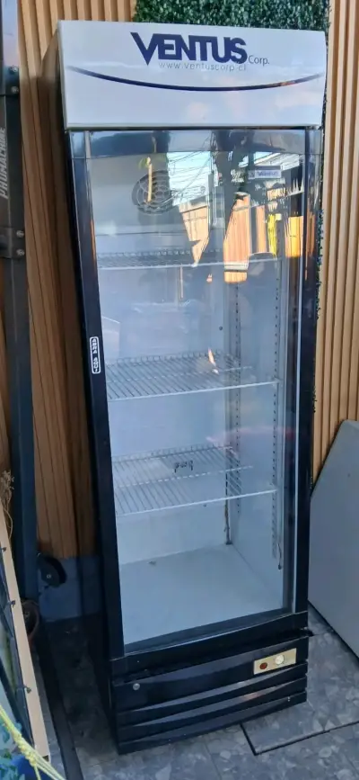 Refrigerador exhibidor Ventus de una puerta - miniatura 2
