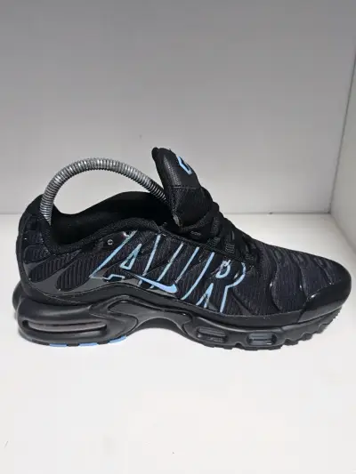 Zapatillas deportivas negras Nike Air Tuned TN. - miniatura 3