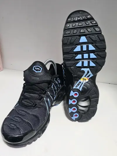 Zapatillas deportivas negras Nike Air Tuned TN. - miniatura 5