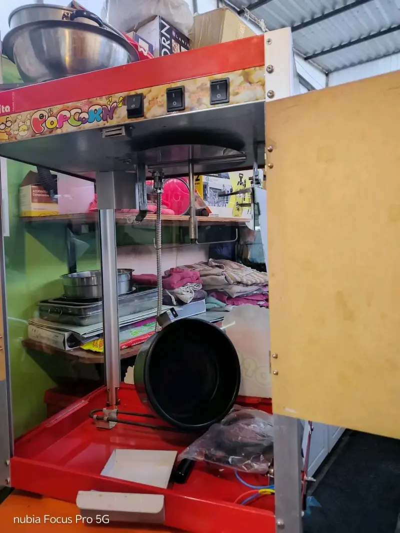 Máquina de Palomitas de Maíz Comercial - 3