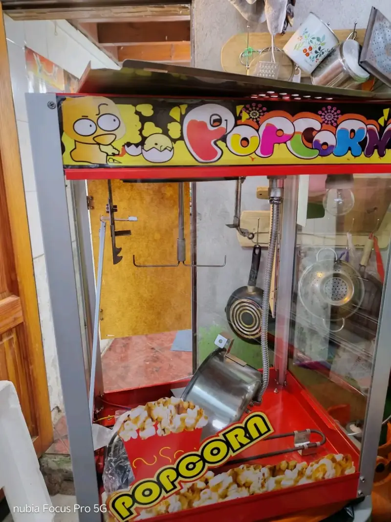 Máquina de Palomitas de Maíz Comercial - 4