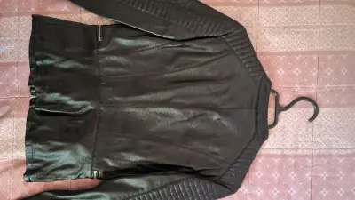 Chaqueta ecocuero negra para mujer Only - miniatura 3