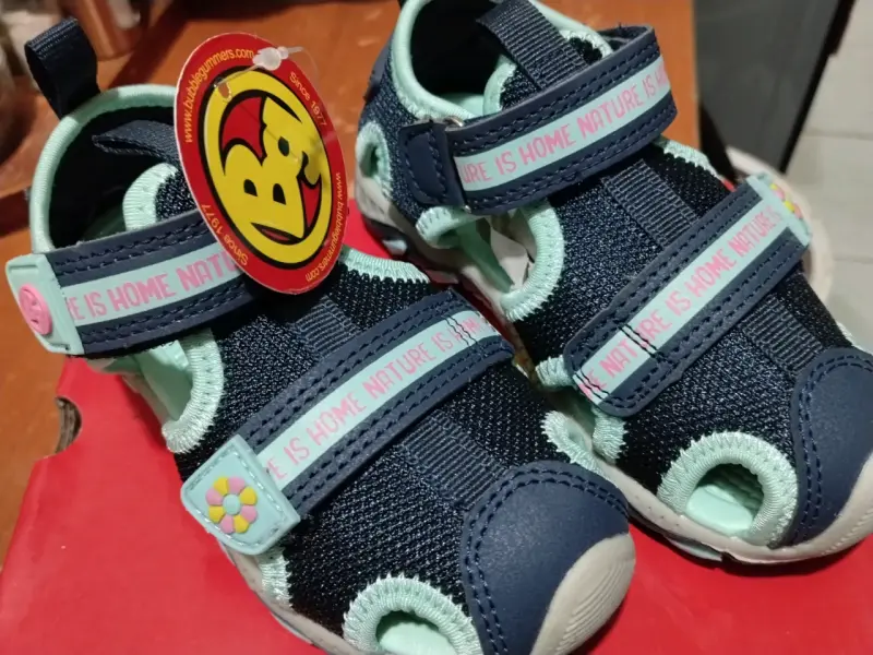 Sandalias para niños Bubble Gummers azul y verde - 1